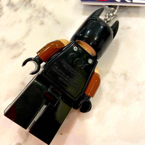 NWT. Lego Batman LED keychain/charm. Lego figure with keychain ring, with light - Picture 12 of 13